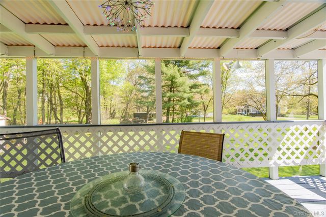 1 Paulette Lane, Wappingers Falls, NY 12590