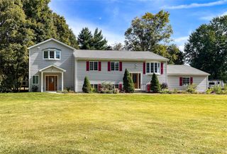 1 Paulette Lane, Wappingers Falls, NY 12590