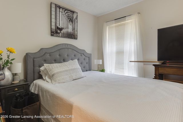 4452 Cricket Ridge 202, Holt, MI 48842