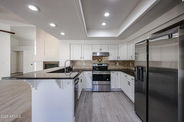 10572 E Bella Vista Drive, Scottsdale, AZ 85258