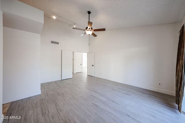 10572 E Bella Vista Drive, Scottsdale, AZ 85258