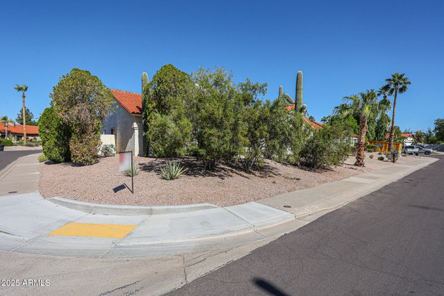 10572 E Bella Vista Drive, Scottsdale, AZ 85258