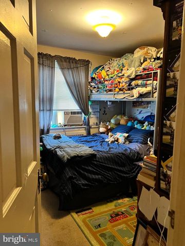 30 E MAIN ST, Ephrata, PA 17522
