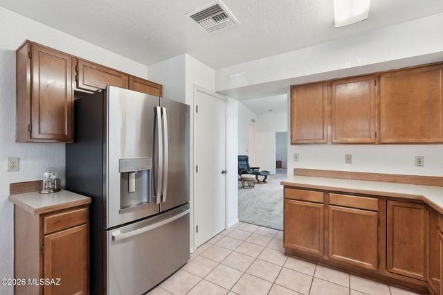 4771 W Latchstring Court, Tucson, AZ 85741