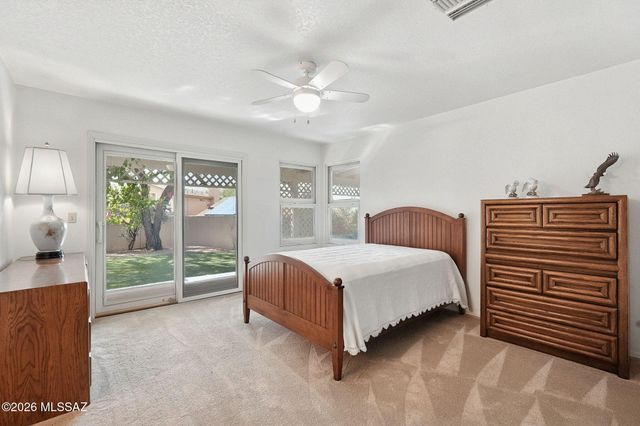 4771 W Latchstring Court, Tucson, AZ 85741