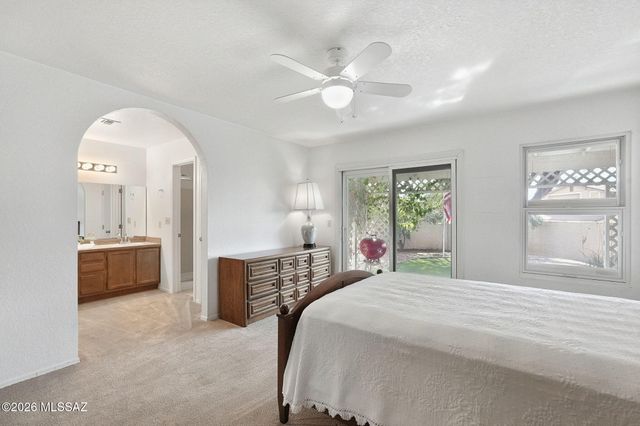 4771 W Latchstring Court, Tucson, AZ 85741