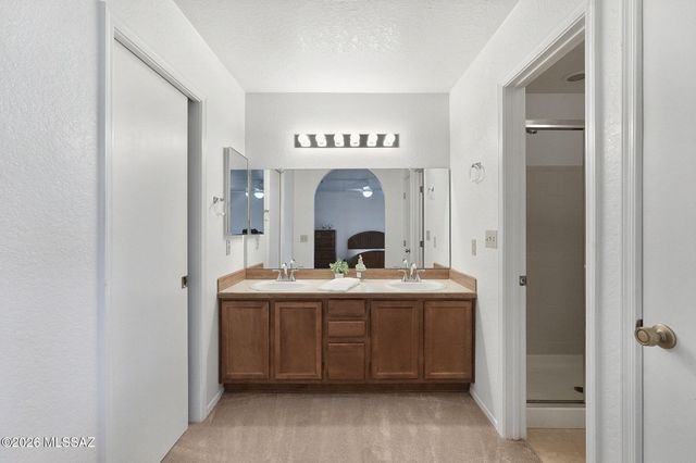 4771 W Latchstring Court, Tucson, AZ 85741