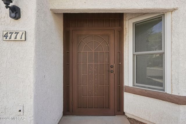 4771 W Latchstring Court, Tucson, AZ 85741