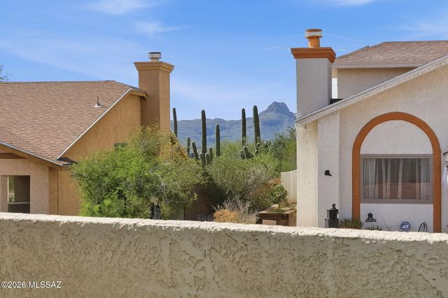 4771 W Latchstring Court, Tucson, AZ 85741