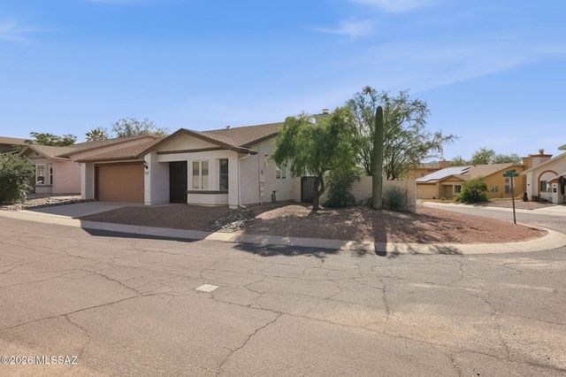 4771 W Latchstring Court, Tucson, AZ 85741