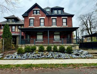 1033-1035 Franklin Avenue, Columbus, OH 43205