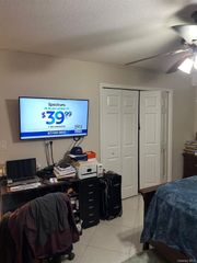 2550 Olinville Avenue 3D, Bronx, NY 10467