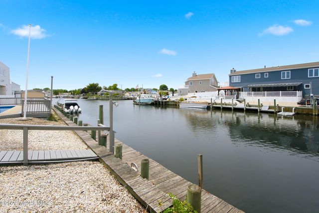 1111 Uranus Court, Forked River, NJ 08731