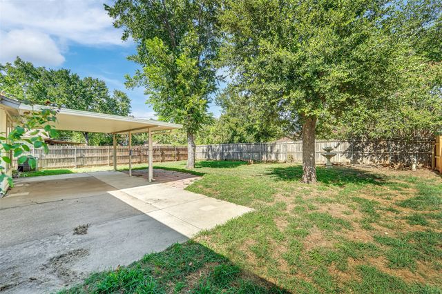 5811 Woodsetter Lane, Arlington, TX 76017