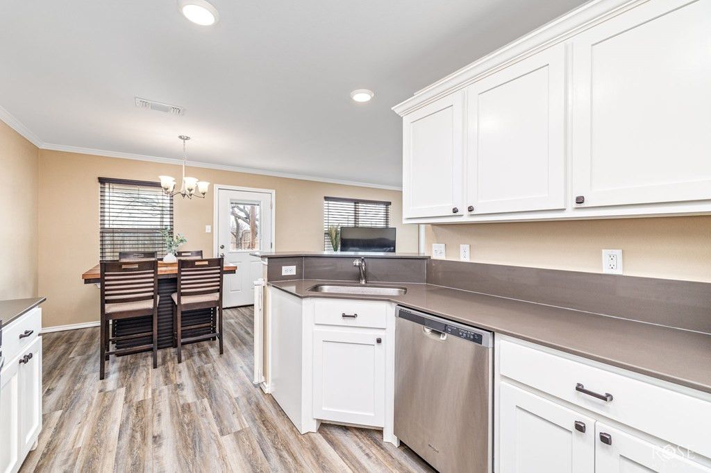 Image 15 of property listing at 46 Goodfellow Avenue, San Angelo, TX 76905