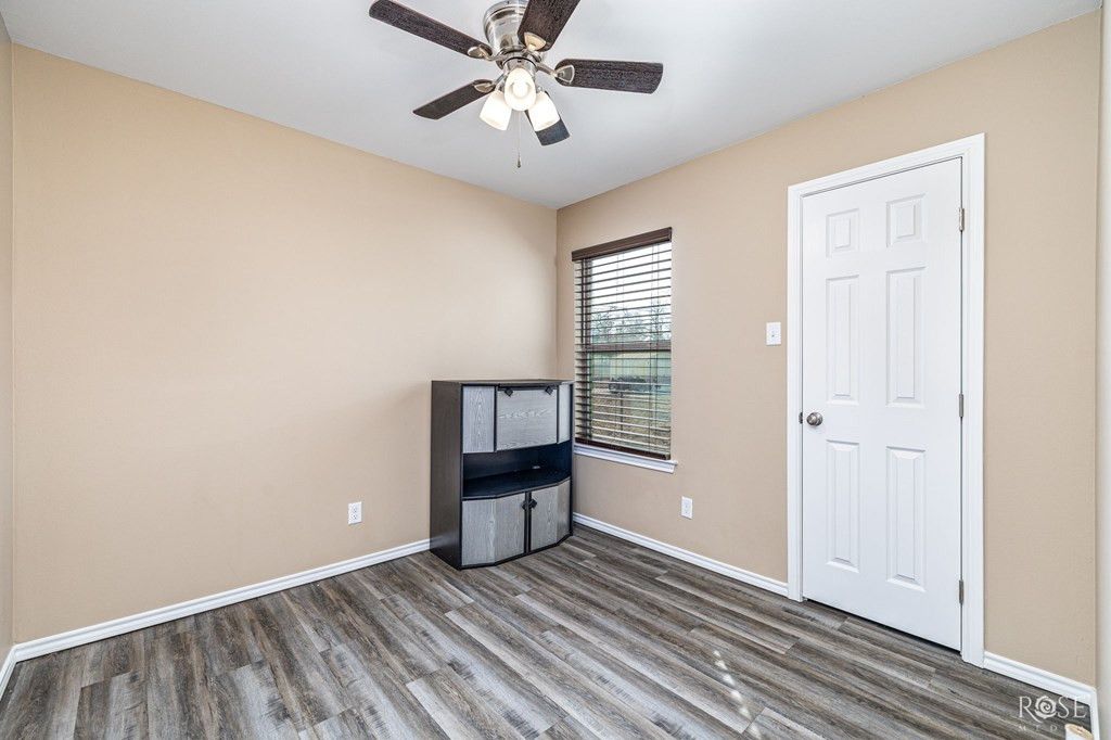 Image 23 of property listing at 46 Goodfellow Avenue, San Angelo, TX 76905