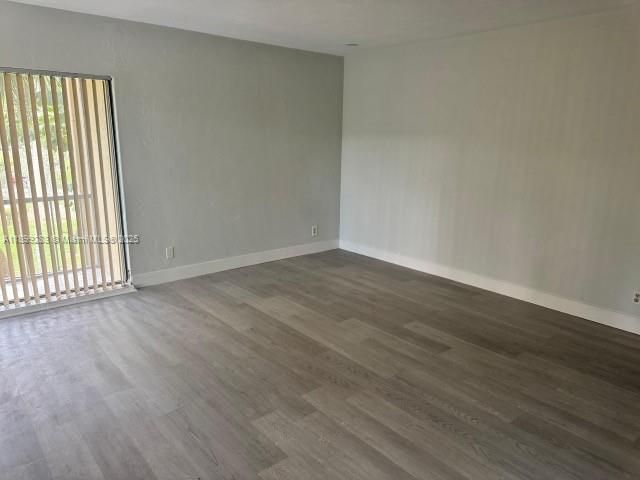 6060 S Falls Cir Dr 308, Lauderhill, FL 33319