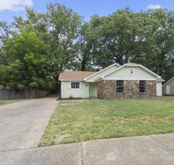 6030 MINGLE DR, Memphis, TN 38115