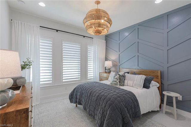 8963 Gustavia CT, Naples, FL 34112