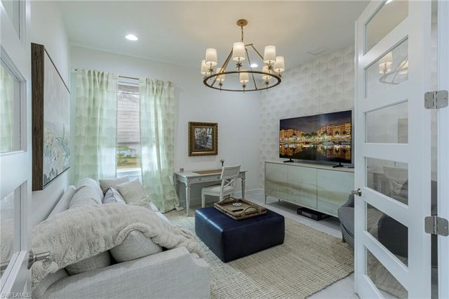 8963 Gustavia CT, Naples, FL 34112