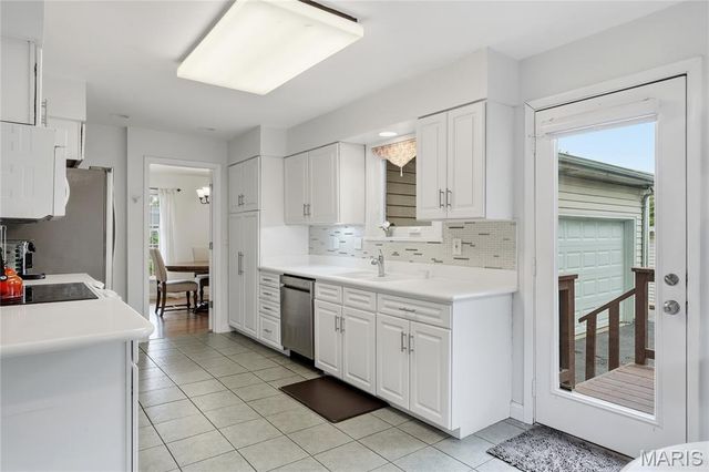 11725 Eddie And Park Road, Crestwood, MO 63126