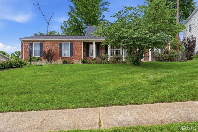 11725 Eddie And Park Road, Crestwood, MO 63126