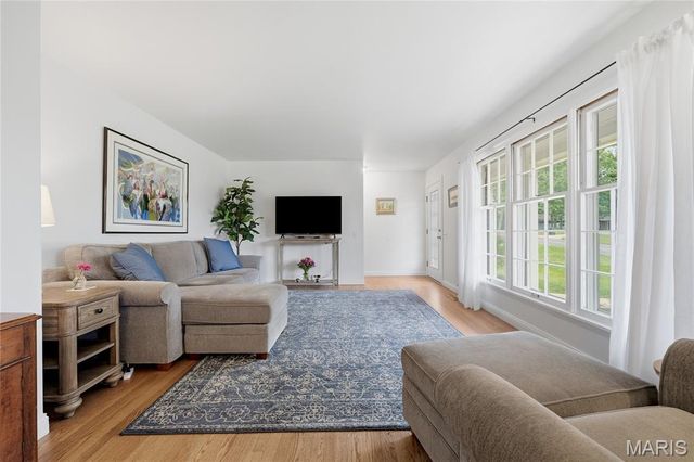 11725 Eddie And Park Road, Crestwood, MO 63126