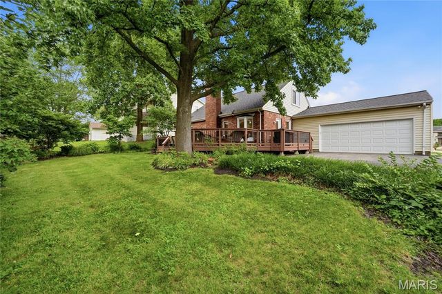 11725 Eddie And Park Road, Crestwood, MO 63126