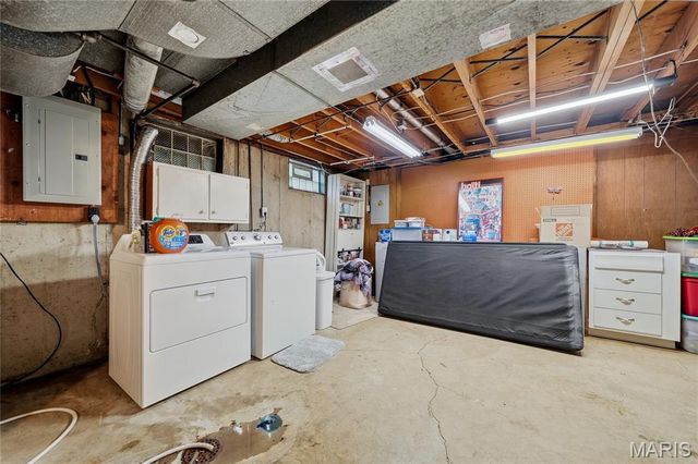 11725 Eddie And Park Road, Crestwood, MO 63126