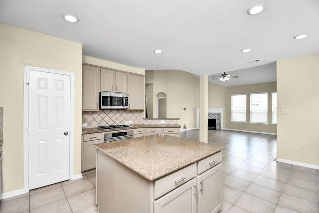 6315 Bain Drive, Missouri City, TX 77459