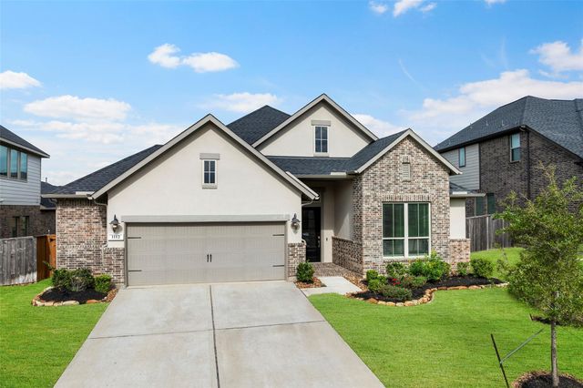 1112 Sienna Forest Lane, Pinehurst, TX 77362