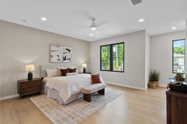 516 CLAYTON STREET, Orlando, FL 32804