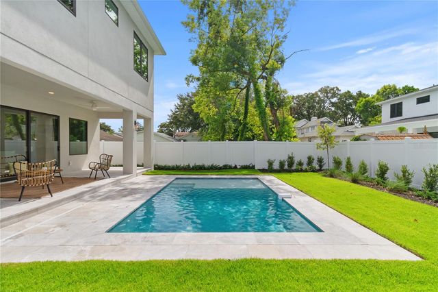 516 CLAYTON STREET, Orlando, FL 32804