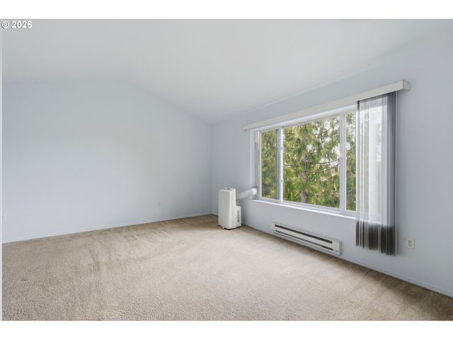 7163 Sw SAGERT St 109, Tualatin, OR 97062