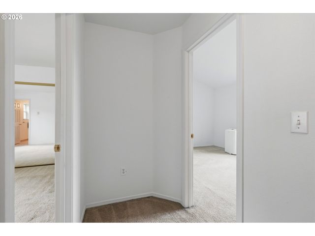 7163 Sw SAGERT St 109, Tualatin, OR 97062