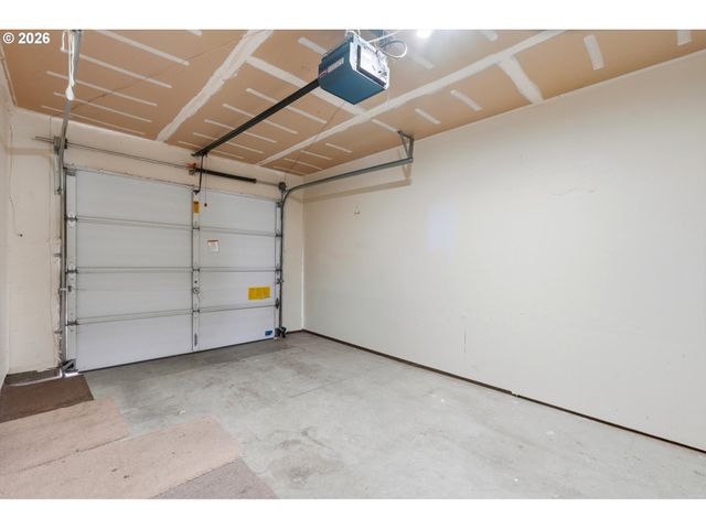 7163 Sw SAGERT St 109, Tualatin, OR 97062