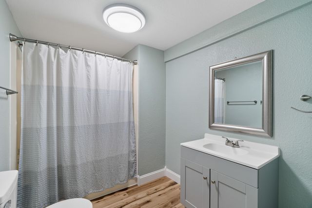 76 Entrekin Rd., Lumberton, MS 39455