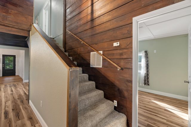 76 Entrekin Rd., Lumberton, MS 39455