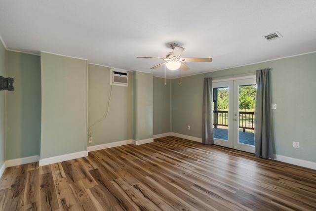 76 Entrekin Rd., Lumberton, MS 39455