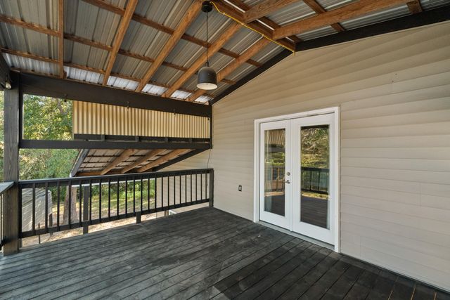 76 Entrekin Rd., Lumberton, MS 39455