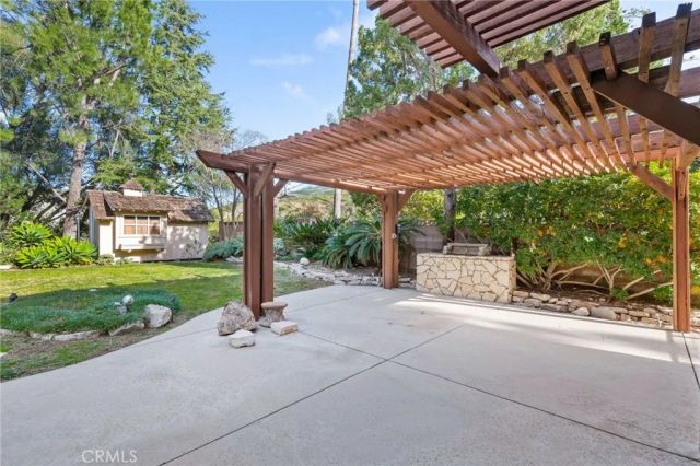 12104 Woodley Avenue, Granada Hills, CA 91344