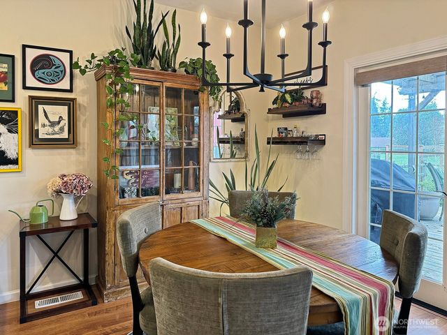 4900 Spinnaker Drive, Freeland, WA 98249