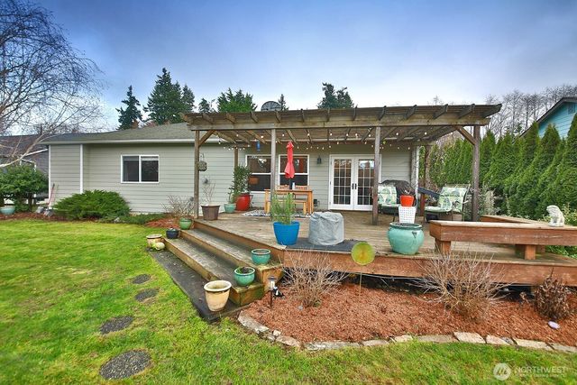 4900 Spinnaker Drive, Freeland, WA 98249