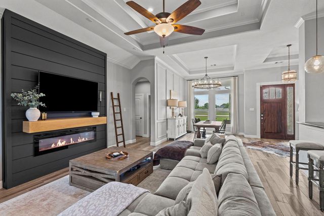 16003 Three Oaks Boulevard, Santa Fe, TX 77517