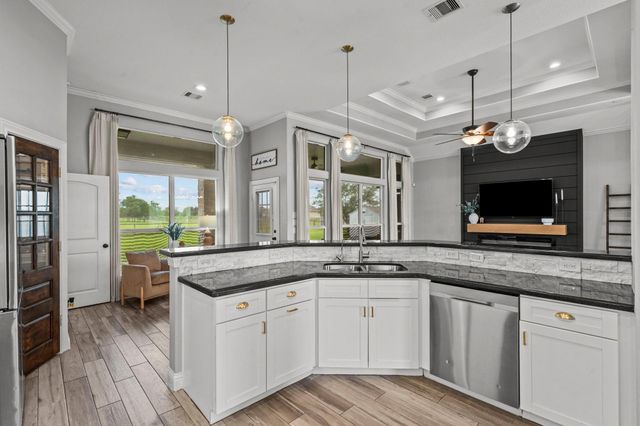 16003 Three Oaks Boulevard, Santa Fe, TX 77517