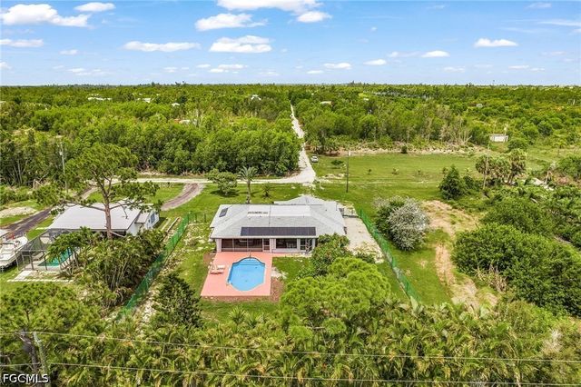 15474 Pembrooke RD, Bokeelia, FL 33922