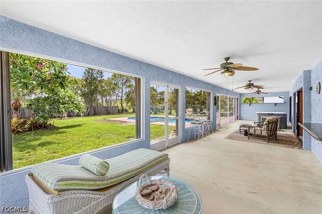 15474 Pembrooke RD, Bokeelia, FL 33922