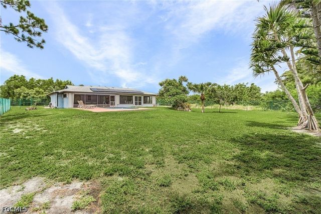 15474 Pembrooke RD, Bokeelia, FL 33922