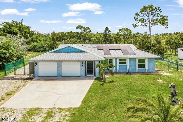 15474 Pembrooke RD, Bokeelia, FL 33922