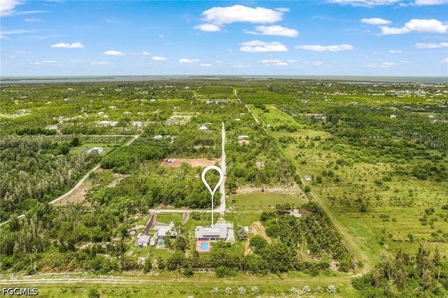 15474 Pembrooke RD, Bokeelia, FL 33922